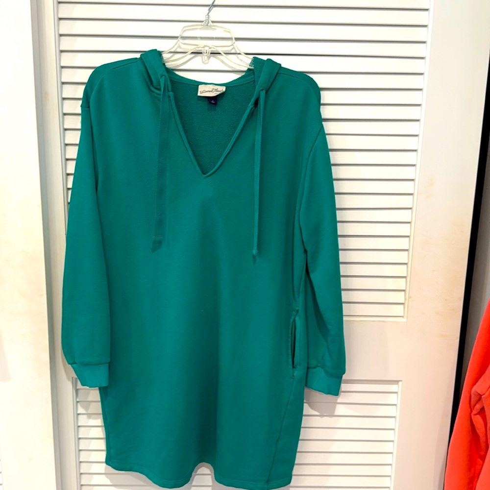 Universal Thread Green Pullover